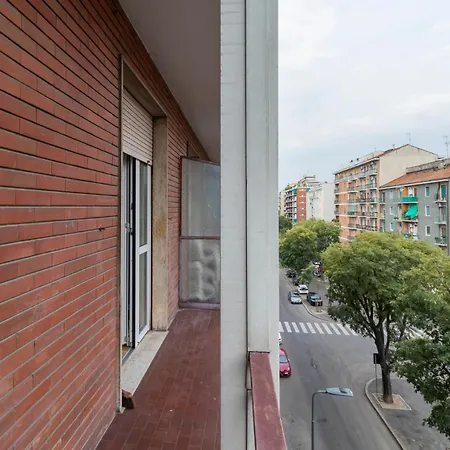 公寓 Bilocale Con Balcone In Zona Tranquilla E