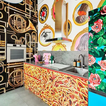 Toiletpaper Living *