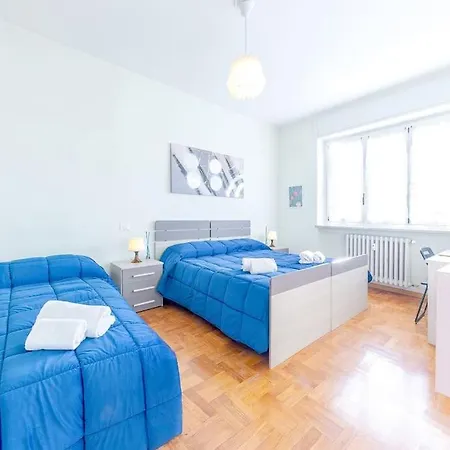 Navigli - Downtown - Duomo Spacious Two Bedroom - Close To Metro - Ac - Wi-fi Apartment *