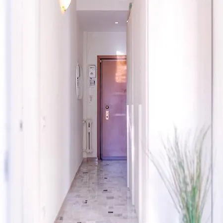 Navigli - Downtown - Duomo Spacious Two Bedroom - Close To Metro - Ac - Wi-fi * Milan