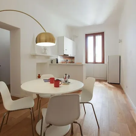 Apartment Hacca Collection - Arco Della Pace - Sempione - Chinatown 2br
