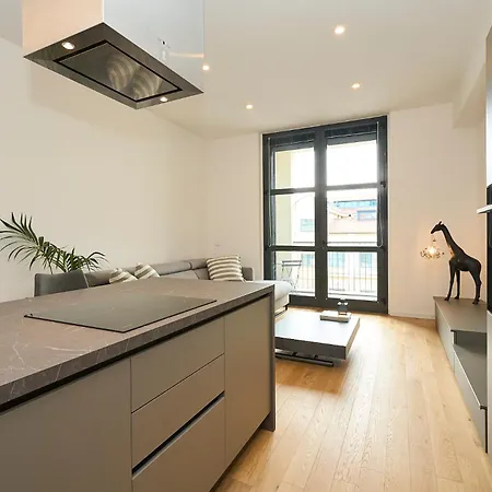 Appartement Luxury Design Loft - 20 Minutes From Duomo-navigli Milaan