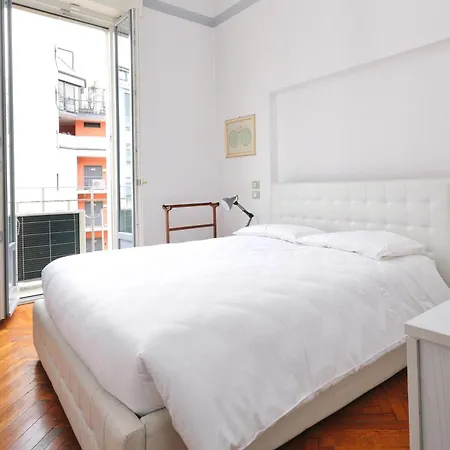 Joivy Deluxe Flat Near City Centre Mediolan