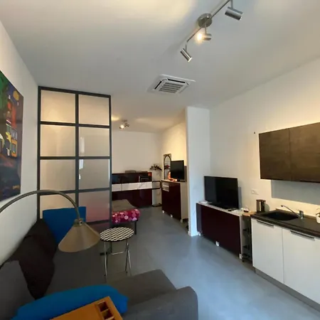 Apartman Cozy Loft - Stazione 10 Min Duomo *