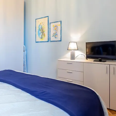 Bosco Verticale Gae Aulenti - Posizione Eccezionale E Comfort Per 4 Persone Apartamento *