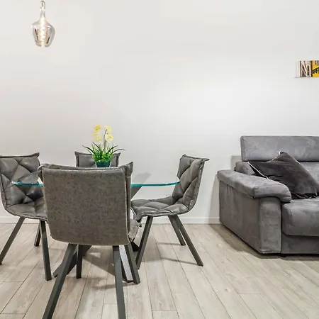 Domusmi Veniero 12 Милан