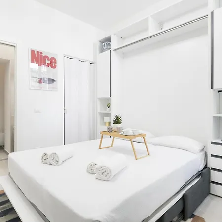 Easylife - Pratico Monolocale In Zona Isola