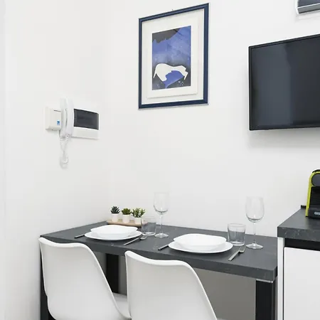 Apartment Easylife - Pratico Monolocale In Zona Isola *