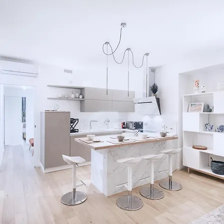 Easylife - - Macchi 61 - Apartamento