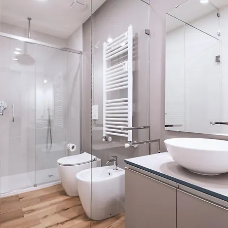 Easylife - Nuovo Bilocale Con Balcone S.agostino * Милан
