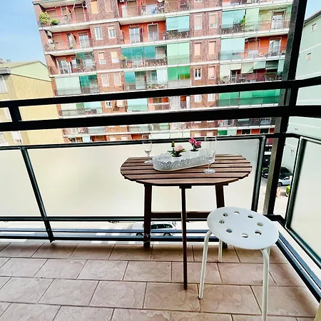 Nicole's Appartament-a 15 Min Dal Duomo Apartamento *