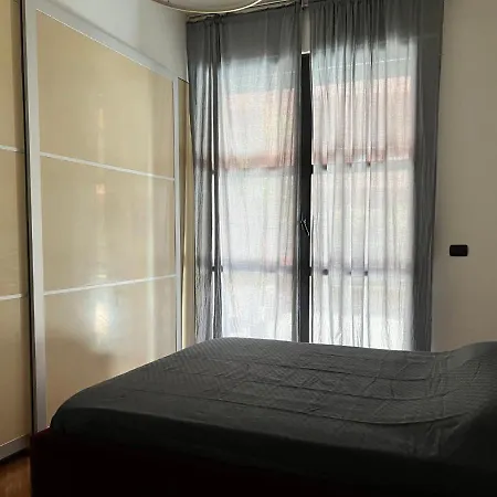 Apartment La Casa Di Charlie - Stazione Milan