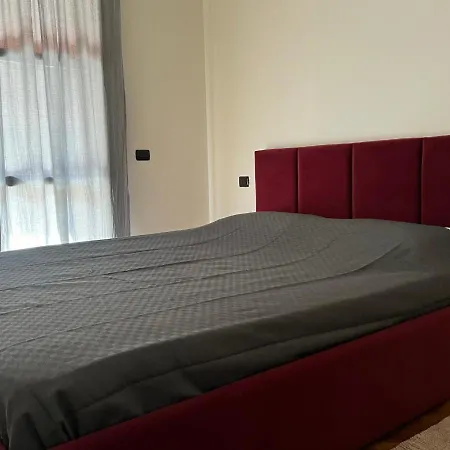 La Casa Di Charlie - Stazione * Milano