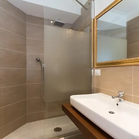 Bed & Breakfast La Del Pino Milan