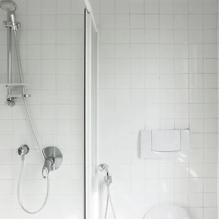 In Affitto Zona Tortona Solari 밀라노