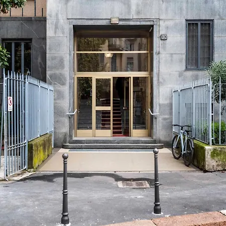 Elegant Brand New Near Duomo Apartmán