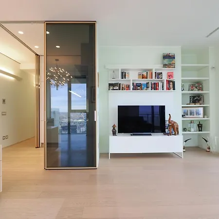 Elegant & Spacious In Solaria - View *
