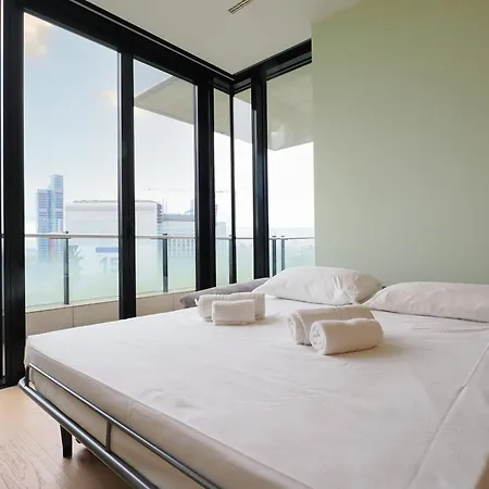 Elegant & Spacious In Solaria - View Daire Milano