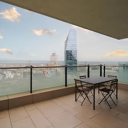 Elegant & Spacious In Solaria - View Milan