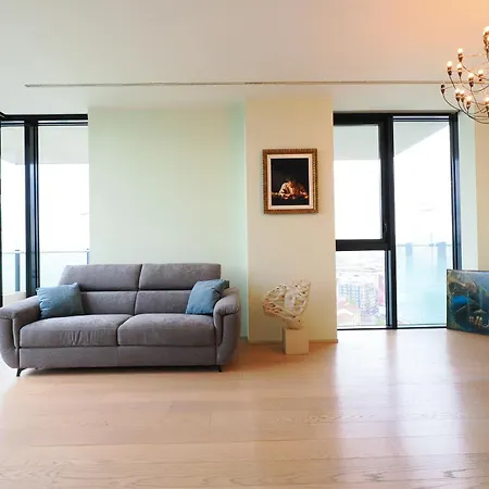 Elegant & Spacious In Solaria - View Apartment *