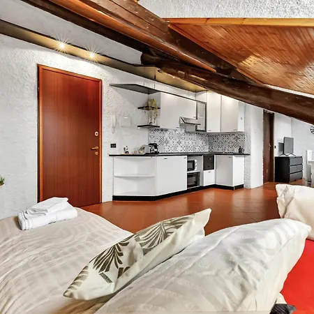 Porta Venezia-buenos Aires Chalet House In Shopping District Free Wifi Netflix * Милан