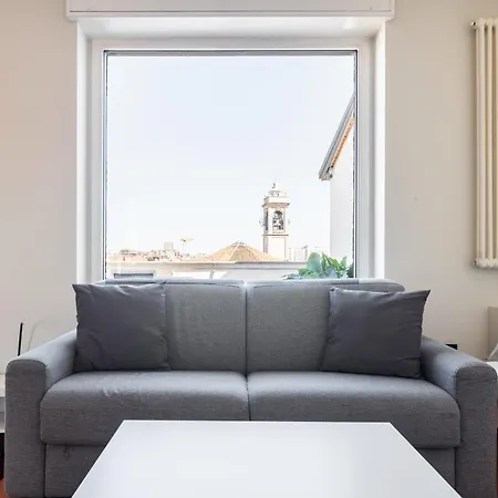 Easyhomes - Navigli Terrace Apartment Milan