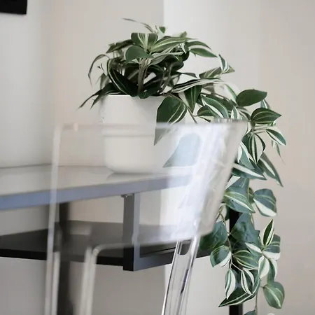 New Modern Flat 10 Minutes Walk From Station Lägenhet *