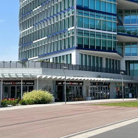 Santa Giulia - Futurismo 17 Milano