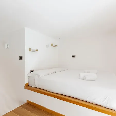 公寓 On 2 Levels Milan-crocetta M3!