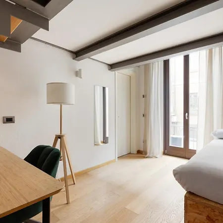 On 2 Levels Milan-crocetta M3! Apartment