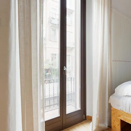 On 2 Levels Milan-crocetta M3! * 米兰