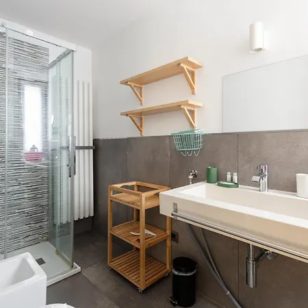 On 2 Levels Milan-crocetta M3! Apartamento Milão