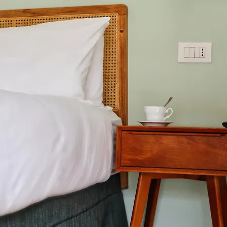 Hostmate - - Via Col Di Lana - Navigli Apartment Mailand