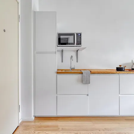 Hostmate - - Via Col Di Lana - Navigli Apartament