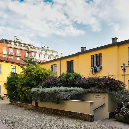 Urban Glow Via Col Di Lana Mailand