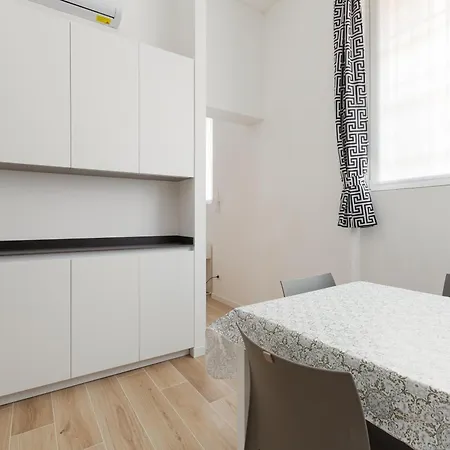 Mm Gerusalemme Comfy Subway Apartment Milan