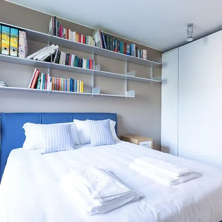 Apartment Piola Elegant And Stylish Flat For 4