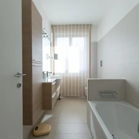 Piola Elegant And Stylish Flat For 4 Апартаменты Милан