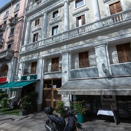 Апартаменты Easytopstay - Porta Romana Lovely