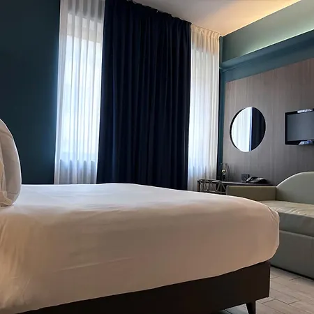 Hotell Av