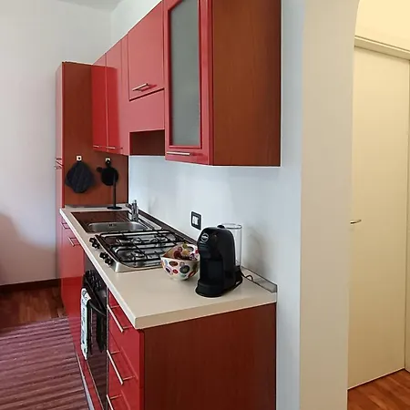 Sahi - Via Dei Ciclamini Mm1 Primaticcio, Stadio San Siro, Ospedale San Carlo