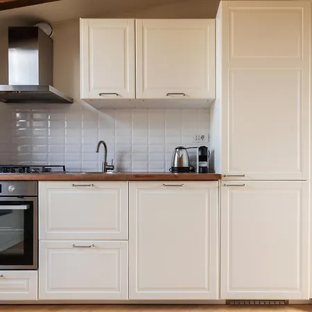 Bilocale In Ottima Posizione: Tra E Lima Apartamento