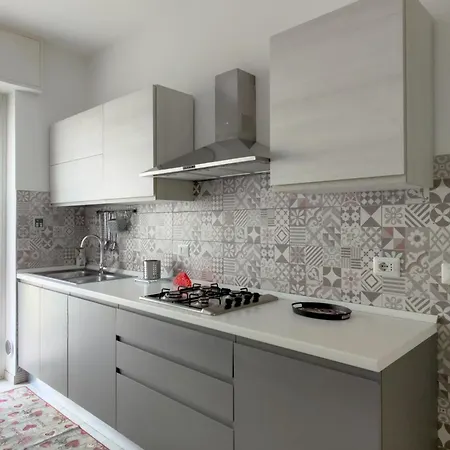 Modern Flat - Via Crimea * Milan