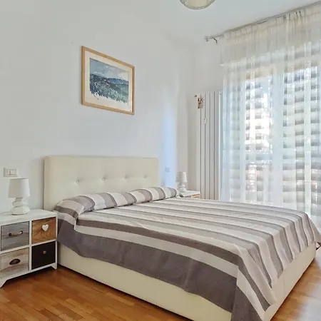 Modern Flat - Via Crimea Milan