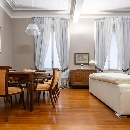 Giovio 11 - Eccellente - Spazioso - Appartement *