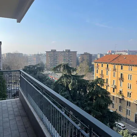 Daire Luminoso Vista San Siro *