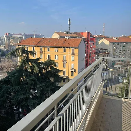 Luminoso Vista San Siro *