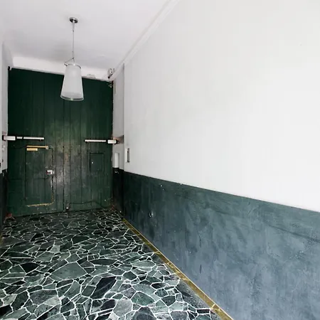 Romantic Spiga Apartment Milan