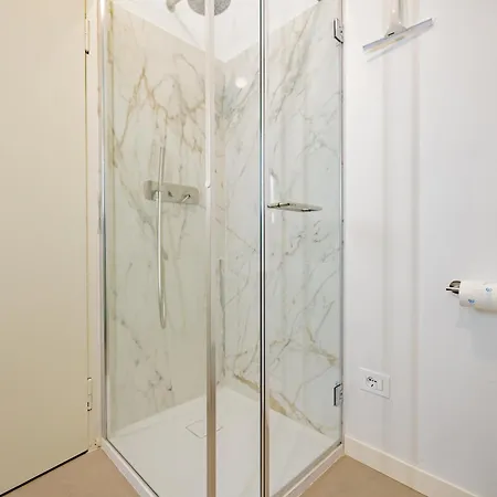 아파트 Elegance - Wi-fi Ultra Fast, Near Station 밀라노