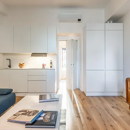 Appartamento Luxury Design Apt, Comfy W/ A/c, Wifi & Netflix